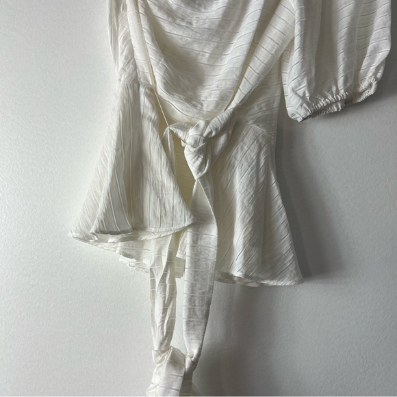 NWT Nine West One Shoulder Shirred Tie Waist
Peplum Top in White Size XS - Picture 6 of 17